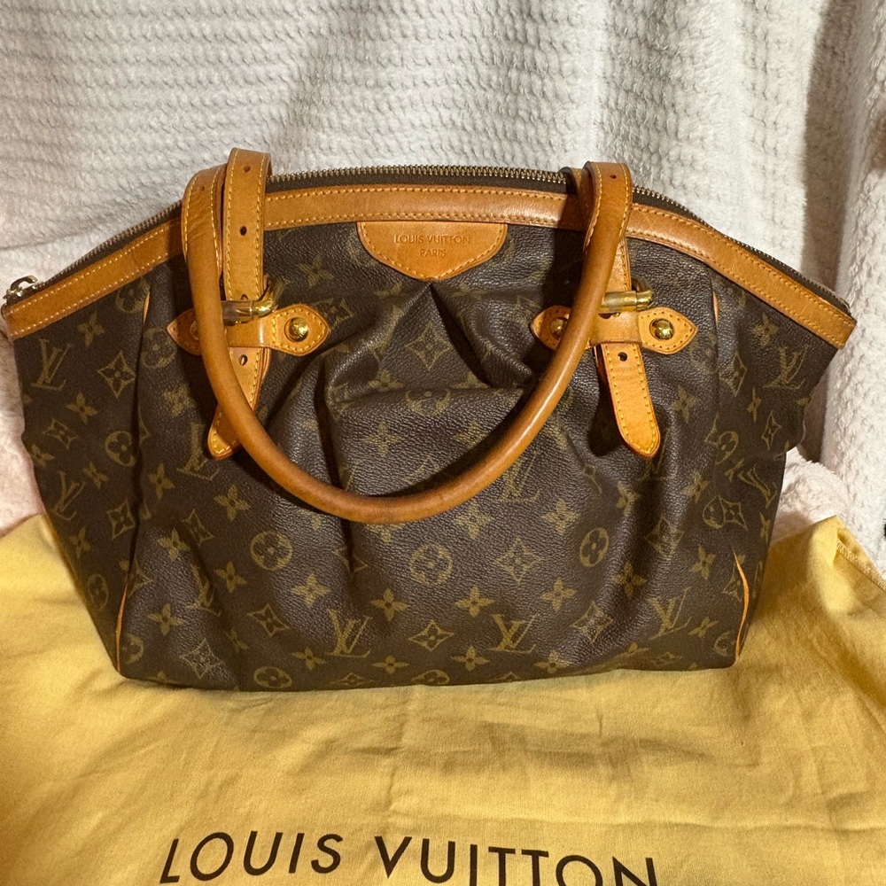 Louis Vuitton Tivoli GM Brown Monogram Tote - Picture 14 of 16